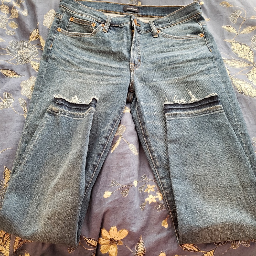 J Crew cropped skinny jeans sz 30 nwot